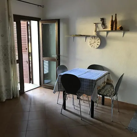 Apartment Blue House Badesi